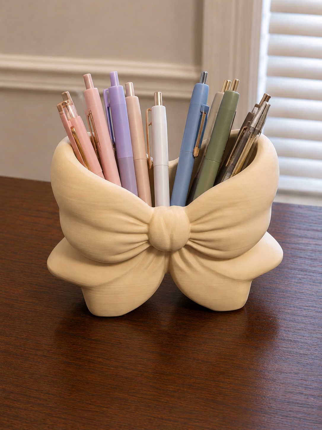 Wholesale Bow Makeup Brush Holder & Pen Organizer| 3D Printed Desk & Vanity Organizer